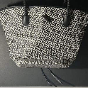 Neiman-Marcus Black and White Diamond Pattern Tote